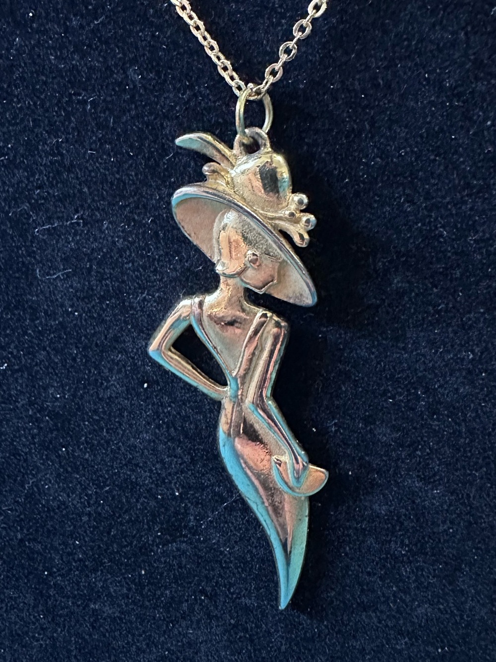 437- Jonette Jewelry Co. (JJ) distributed through their Lady Remington  1980s